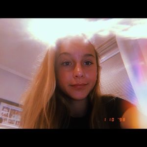 Meet your Posher, Anasofia